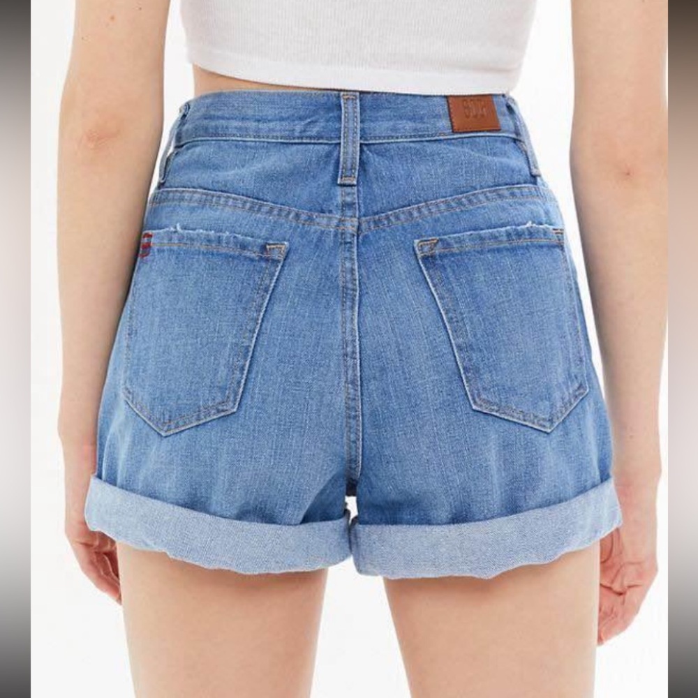UO BDG High Rise Mom Shorts
